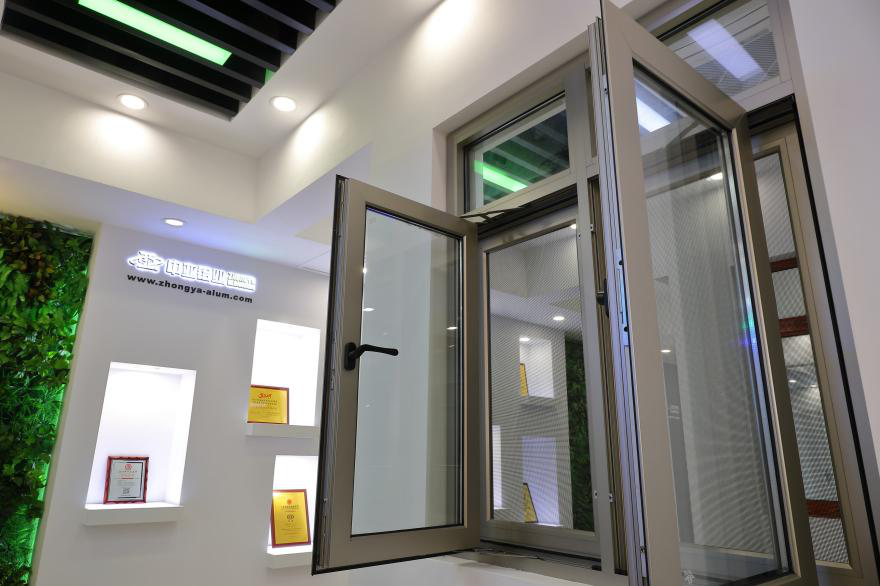 雷雨臺風天來襲，你家門窗能“頂住”嗎？(圖2)