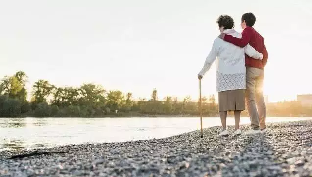 中亞鋁業：每一份真心都應被溫柔以待，母親節快樂！(圖1)