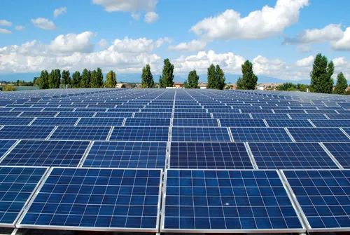 行業(yè)丨新藍(lán)海！2022年光伏用鋁有望達(dá)到336萬(wàn)噸(圖1)